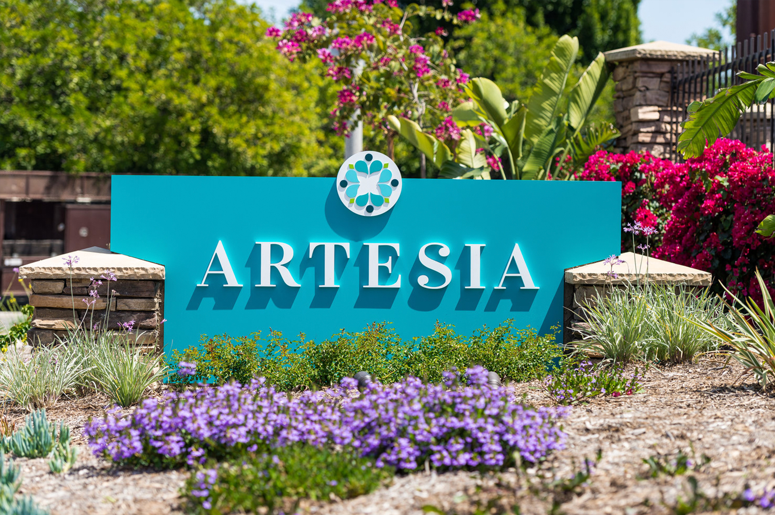 SENTRE Begins 2015 With Acquisition of 53 Condo Units in North County